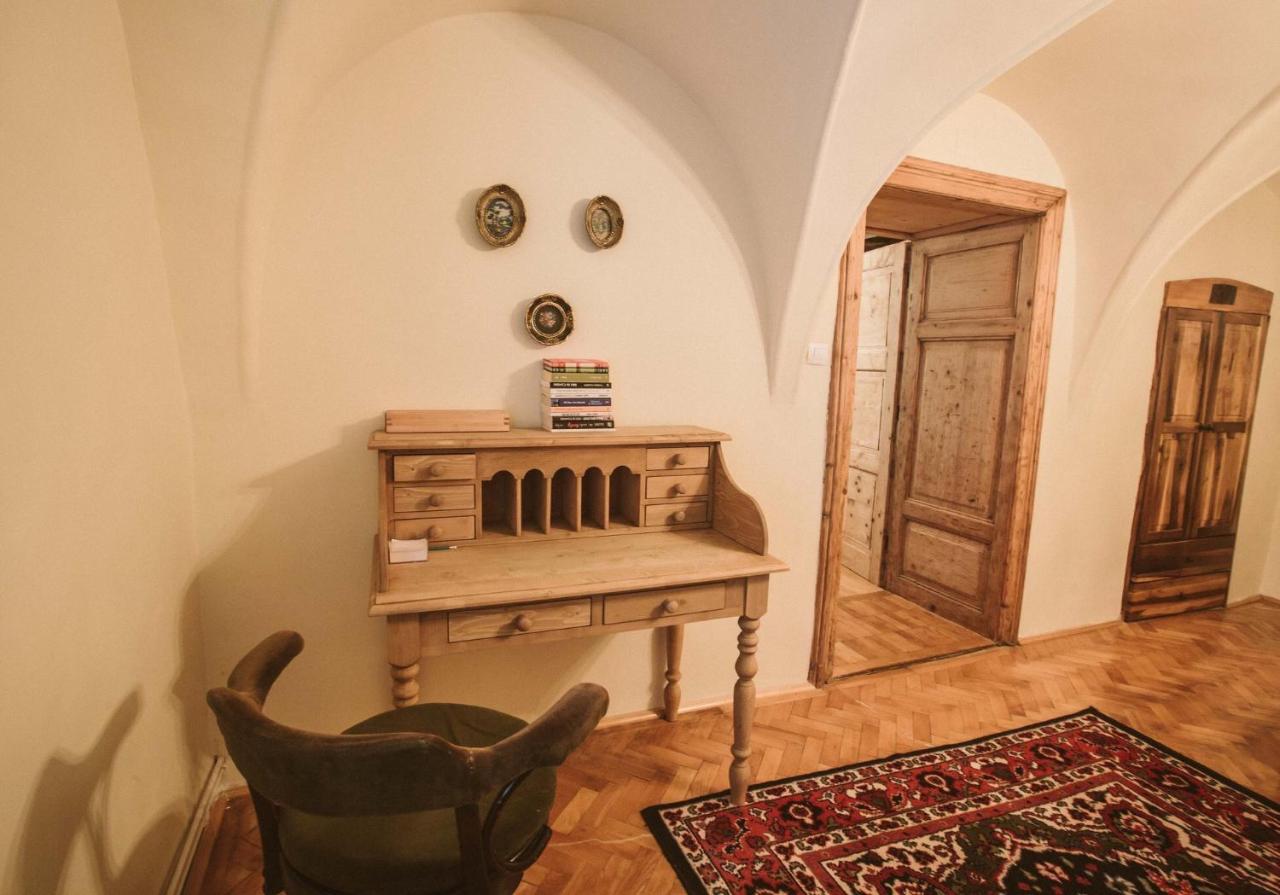 Casa Schobeln Apartment Brasov Bagian luar foto