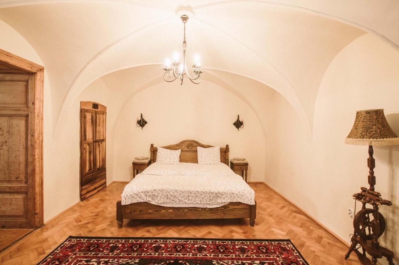Casa Schobeln Apartment Brasov Bagian luar foto