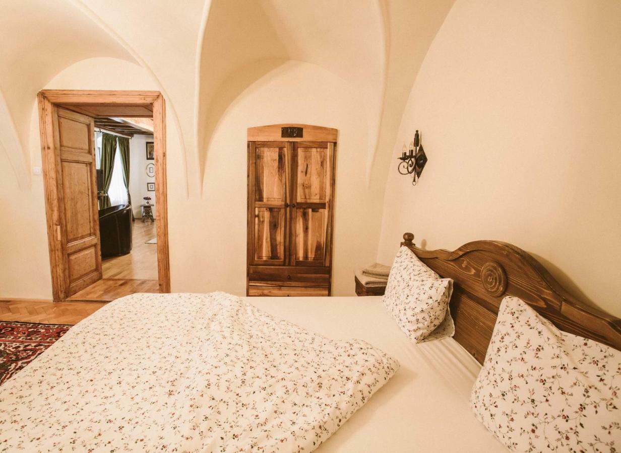 Casa Schobeln Apartment Brasov Bagian luar foto